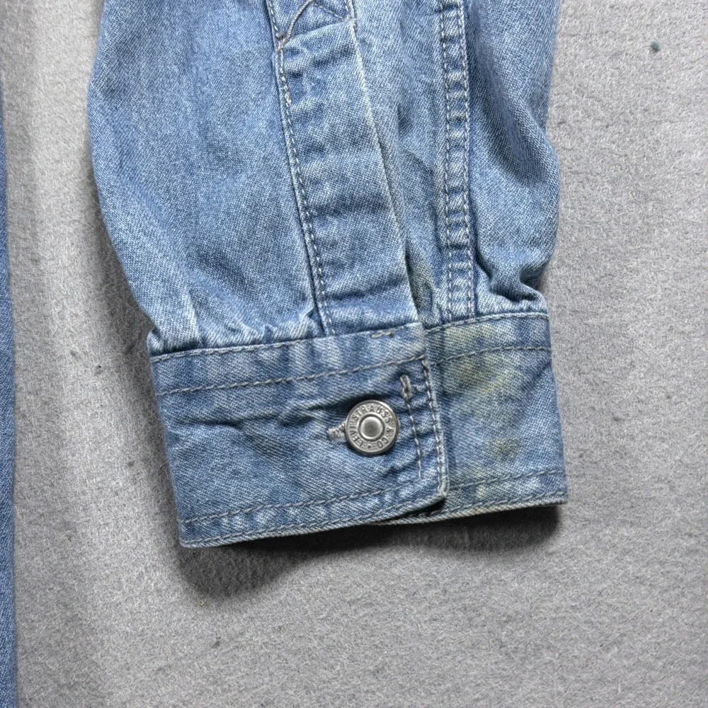 Vintage Levis Denim Shirt Mens LT Blue Long Sleeve Button Up Tall Workwear